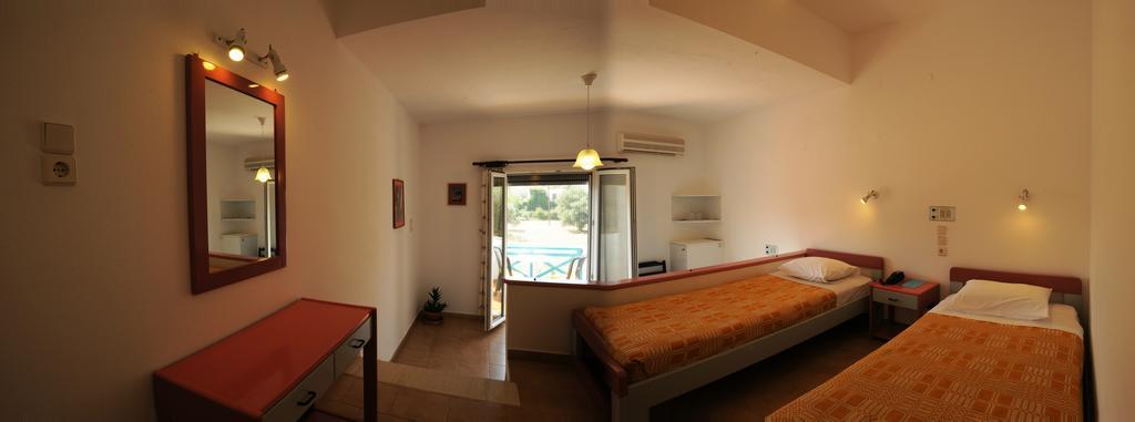Armonia Hotel Матала Екстериор снимка